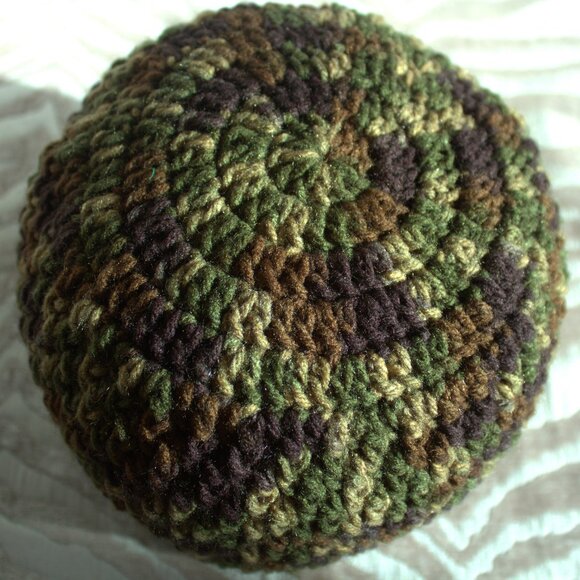 🧶Handmade Crochet Camo Hat | Female Camo Beanie - Picture 2 of 5